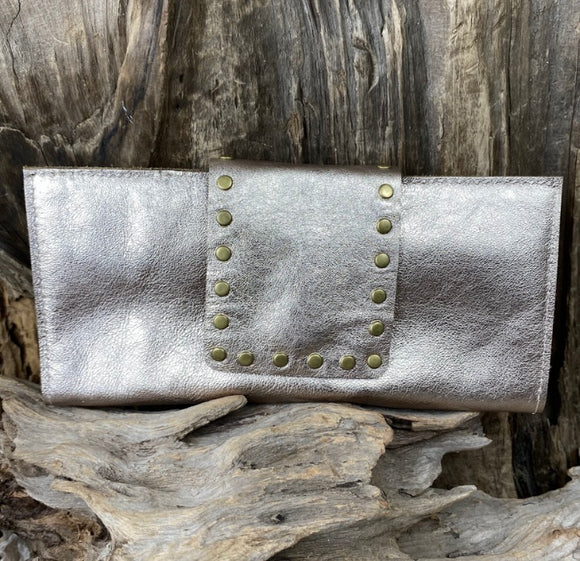 Keep It Gypsy SunsetRidge Wallet With Studs Rosegold